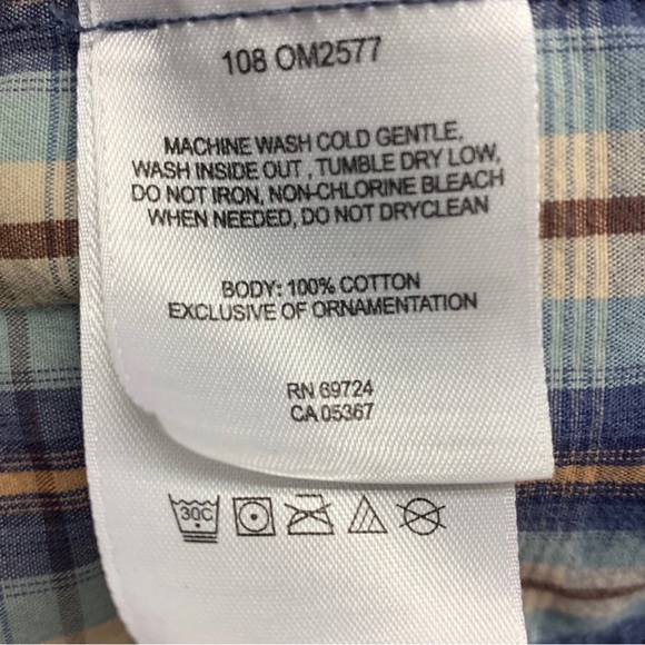 Mountain Hardware I Short Sleeve Snap Shirt - Picture 6 of 7